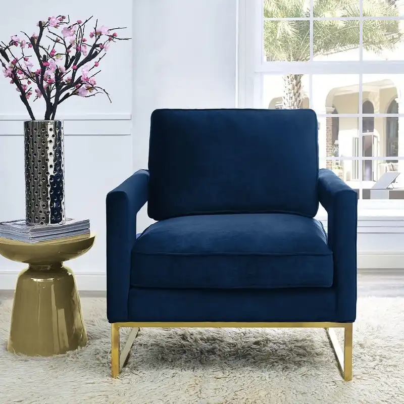 Fauteuil en velours bleu marine