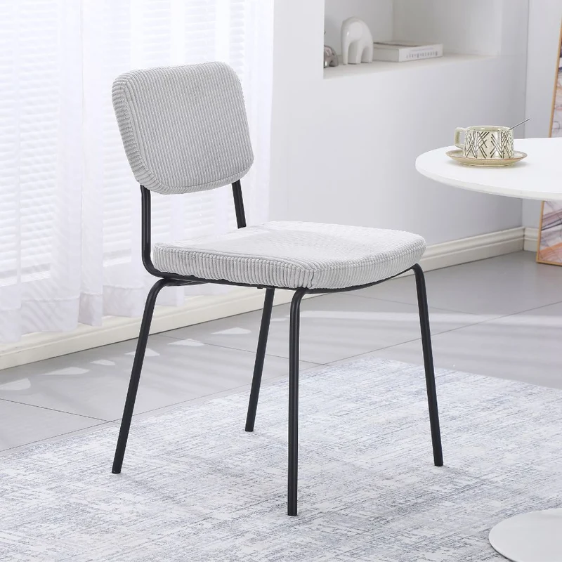 Set 4 sedie imbottite colore grigio chiaro 44x55x83H Juno