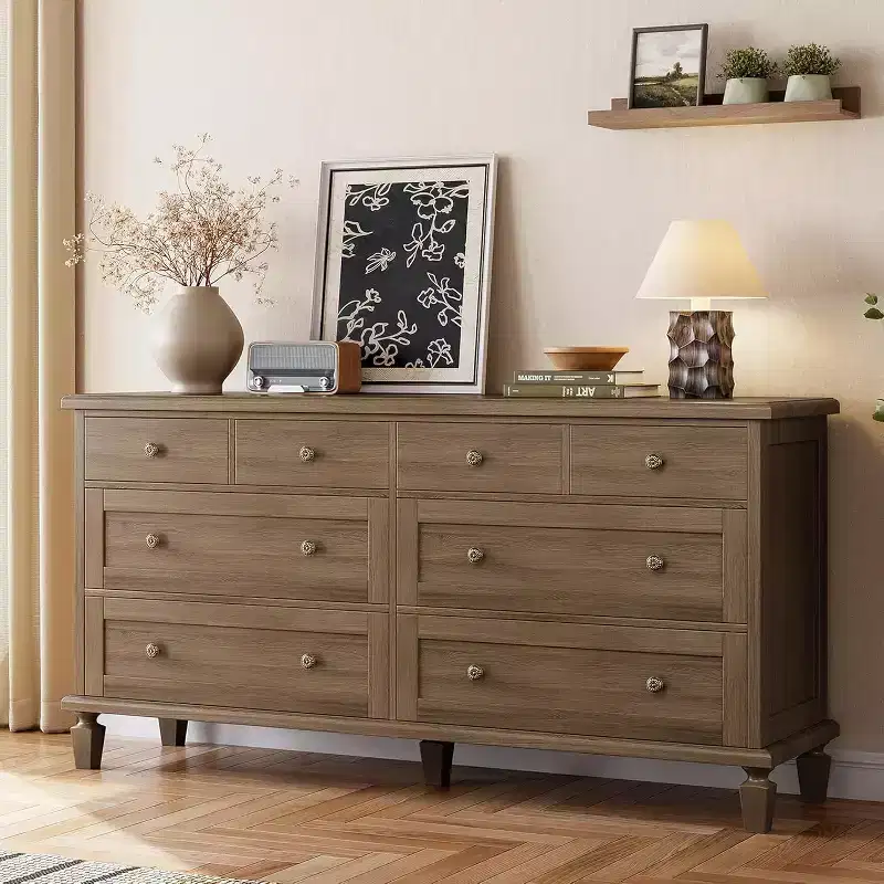 Commode à 8 tiroirs pour chambre à coucher, meuble TV vintage de 59 po avec poignées sculptées et pieds fuselés, commode en bois avec grande capacité de rangement