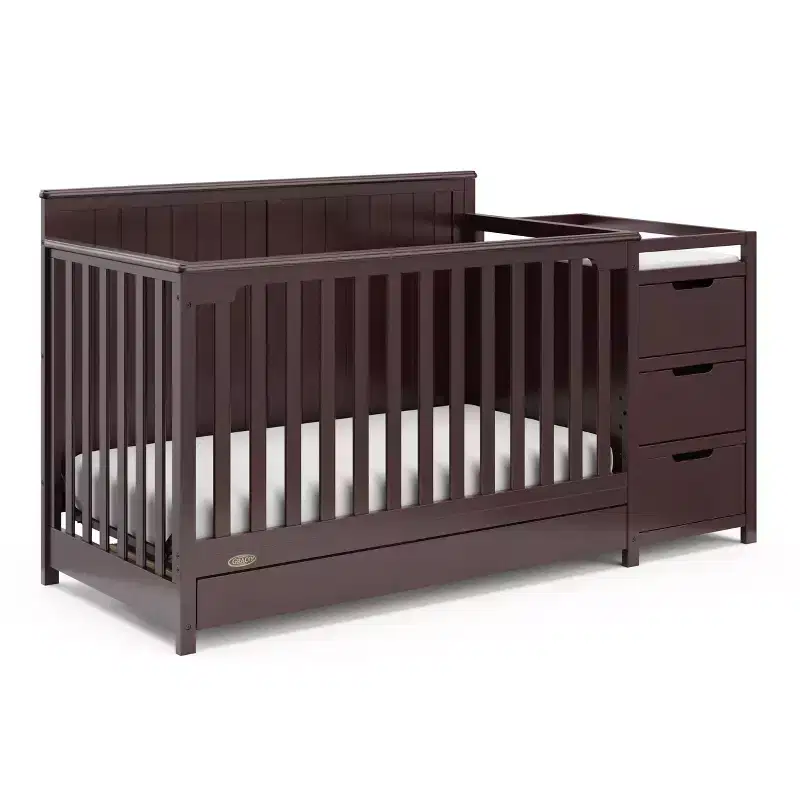Lit de bébé et table à langer transformable 5-en-1 avec tiroir