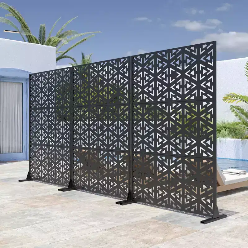 Écran en acier galvanisé noir à motif triangulaire en V | 183H x 120L x 4P cm