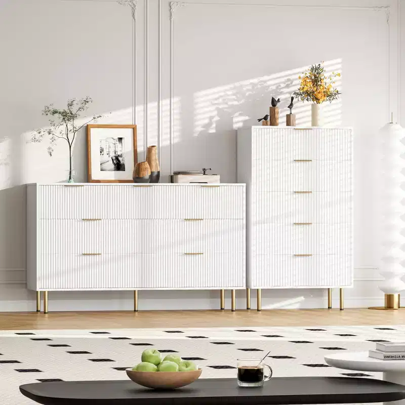 Commode à 5 tiroirs blanche / marbre et bois – Panneau cannelé, pour 1 personne