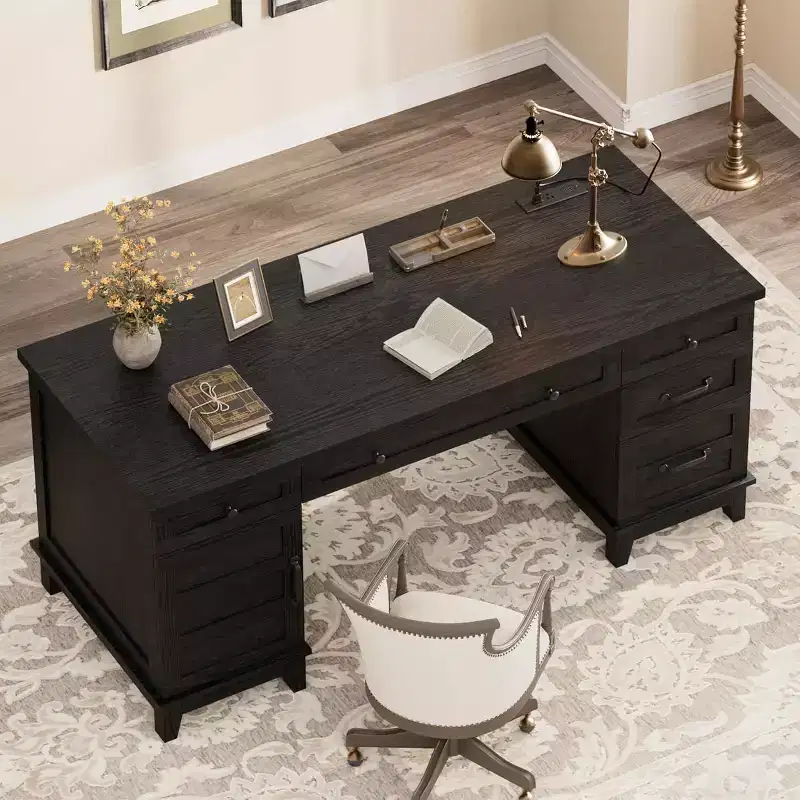Bureau de direction de 152 cm avec tiroirs, bureau d'ordinateur avec station de charge, bureau d'écriture en bois pour étude, table de conférence pour salon