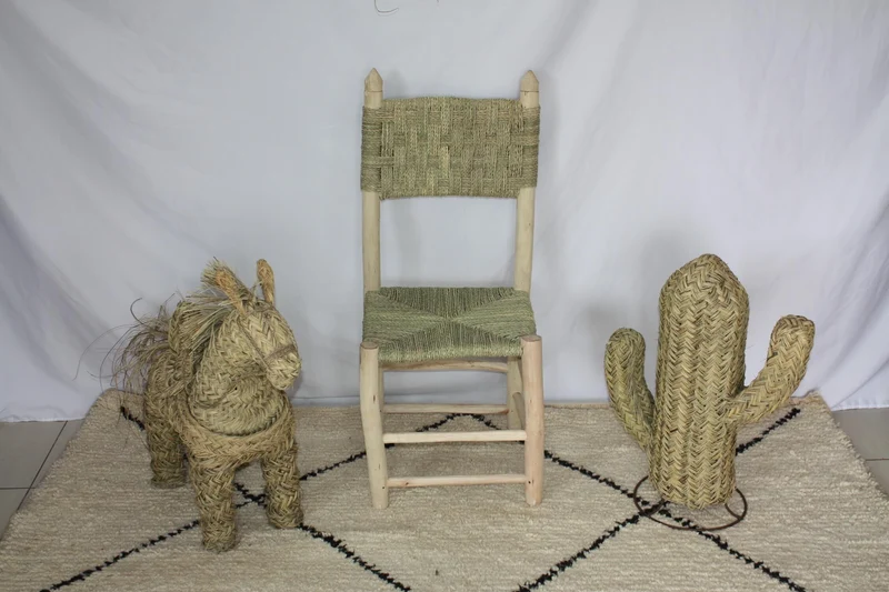 Chaise de salle à manger - Siège En Bois d'Eucalyptus - ARTISANAL MAROCAIN - Décoration Bohème Boho