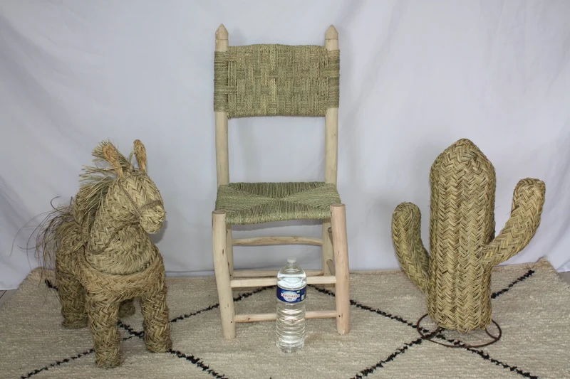 Chaise de salle à manger - Siège En Bois d'Eucalyptus - ARTISANAL MAROCAIN - Décoration Bohème Boho