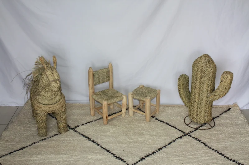 Tabouret ou Chaise pour enfant - ARTISANAL - en Bois de Citronnier - ORIGINAL - Décoration Bohème Boho