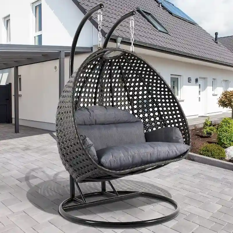 LeisureMod Fauteuil suspendu œuf 2 places avec support - Balançoire / hamac de patio en rotin osier pour extérieur/intérieur avec coussins