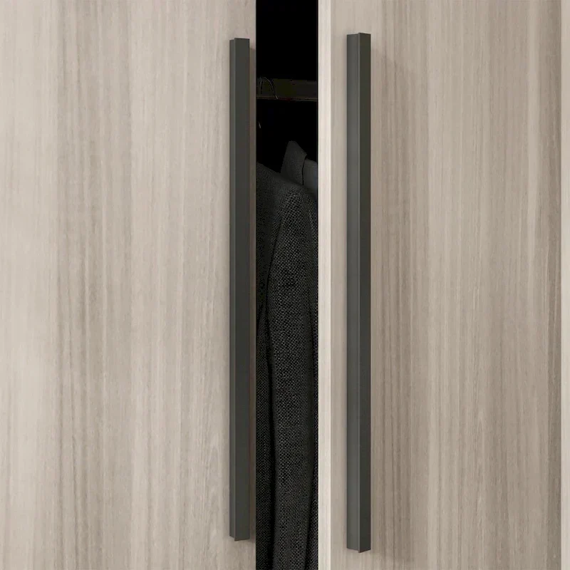 Armoire moderne autoportante en bois massif avec étagères de rangement