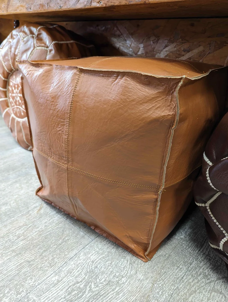 GROS POUF CARRÉ en cuir Marocain - Fait Main - Moderne & Design - 2 finitions au choix -