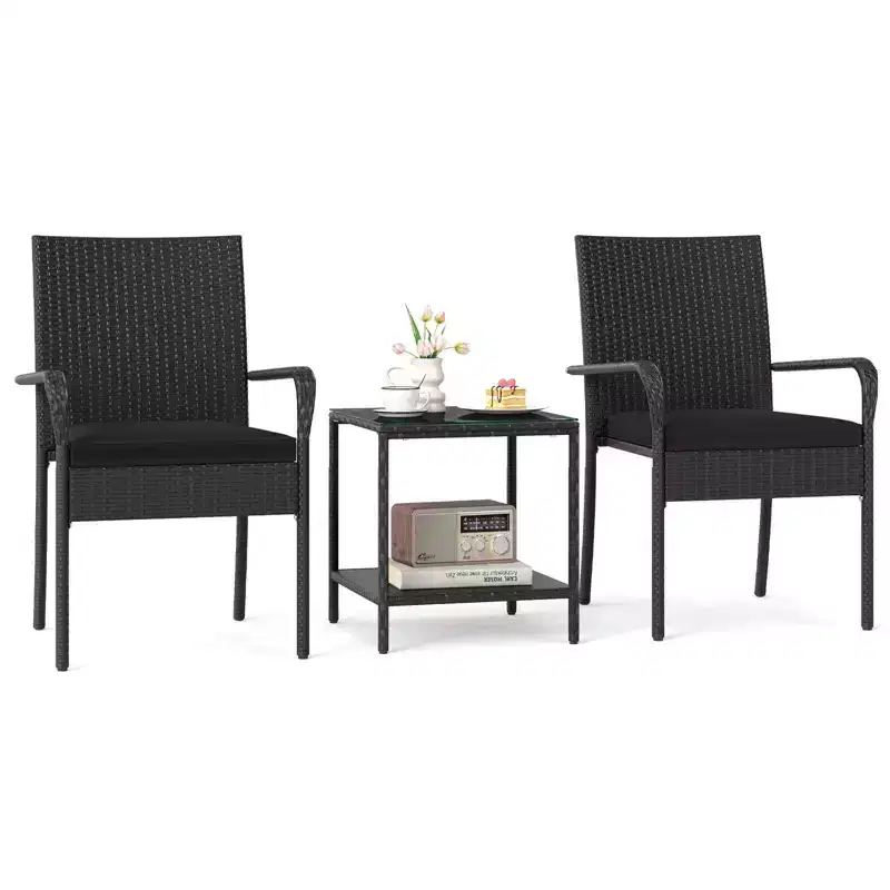 Ensemble de mobilier de jardin Costway 3 pièces avec table à 2 niveaux, plateau en verre trempé et coussins moelleux Blanc/Noir/Marron
