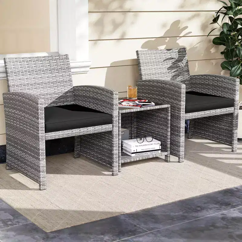Ensemble de meubles de patio Costway 3 pièces avec table basse en verre trempé et coussins de siège moelleux gris/noir/blanc