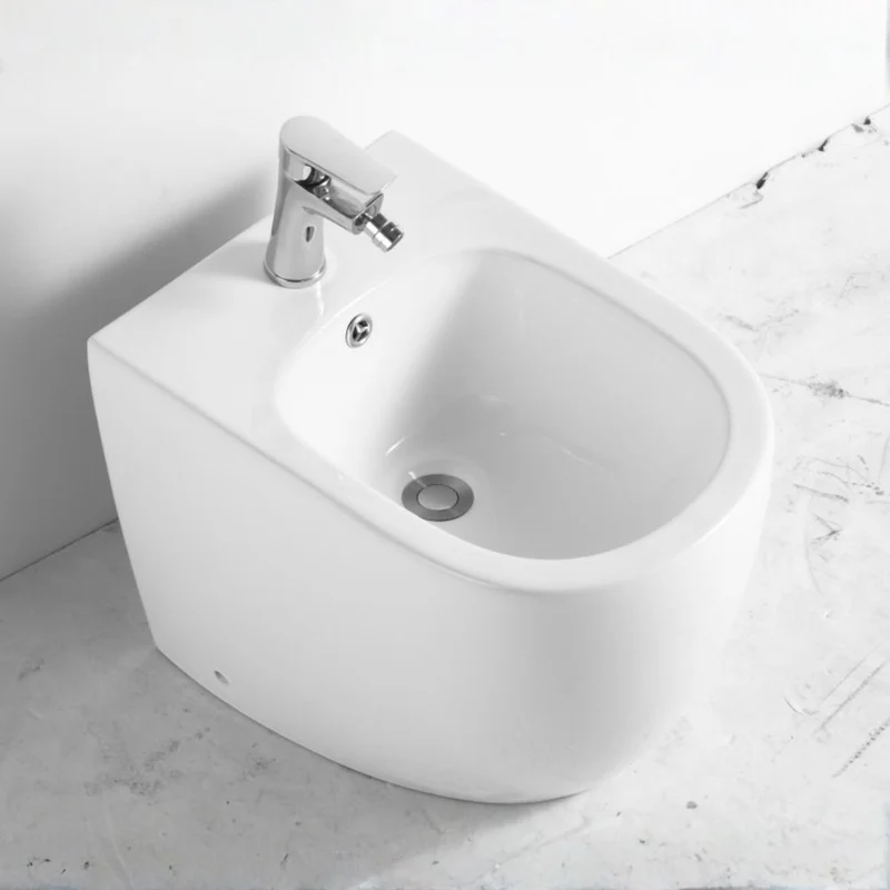 Bidet a pavimento filo muro in ceramica colore bianco FB53B