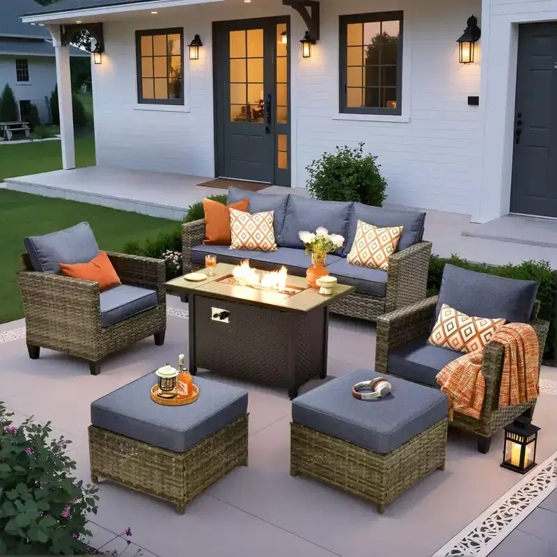 Ensemble de patio HOMLUX 6 pièces avec brasero en acier de 42 po, canapé 3 places, chaises simples et poufs