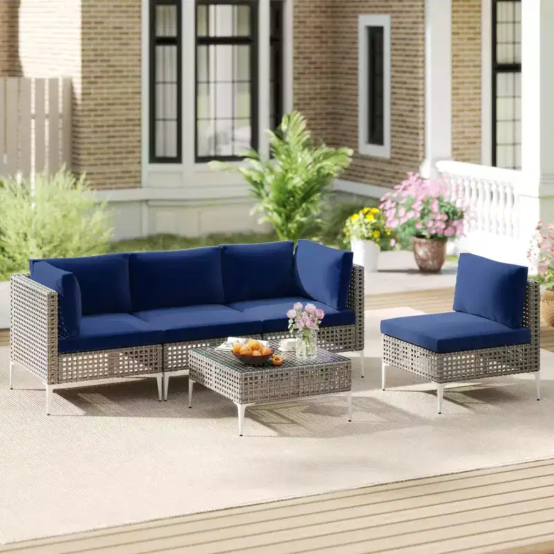 Ensemble de mobilier d'extérieur Costway 5 pièces avec coussins d'assise et de dossier Table basse en verre trempé Bleu marine/Gris
