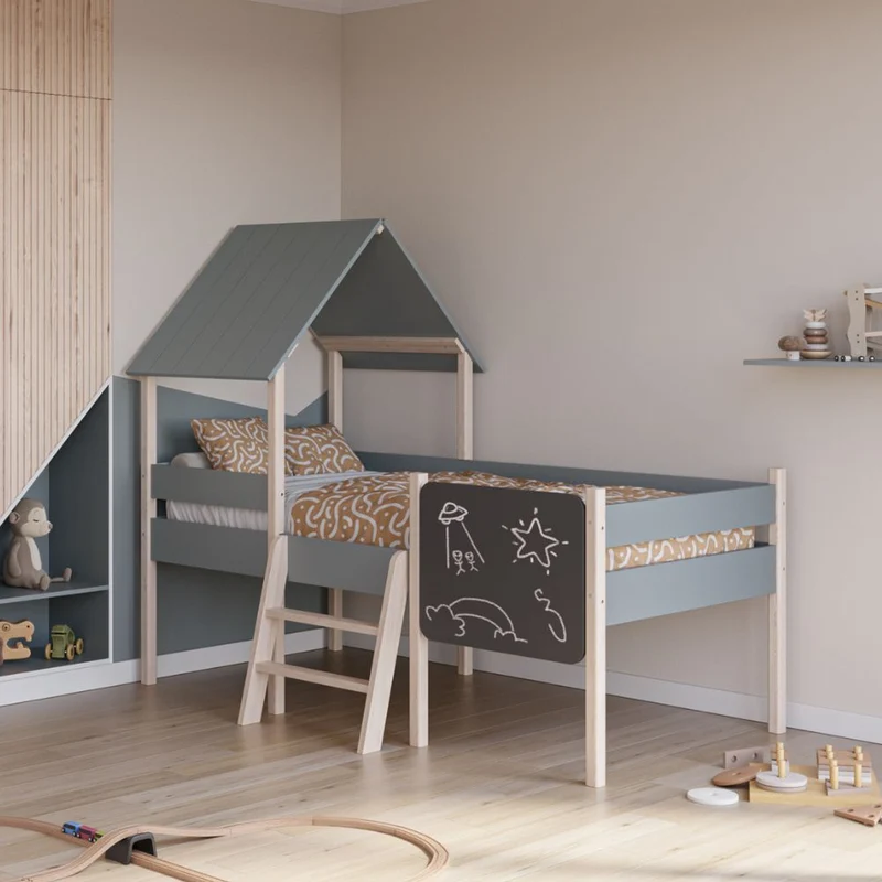 Letto singolo rialzato a forma di casetta in legno massiccio colore verde cachi e pino - Minty