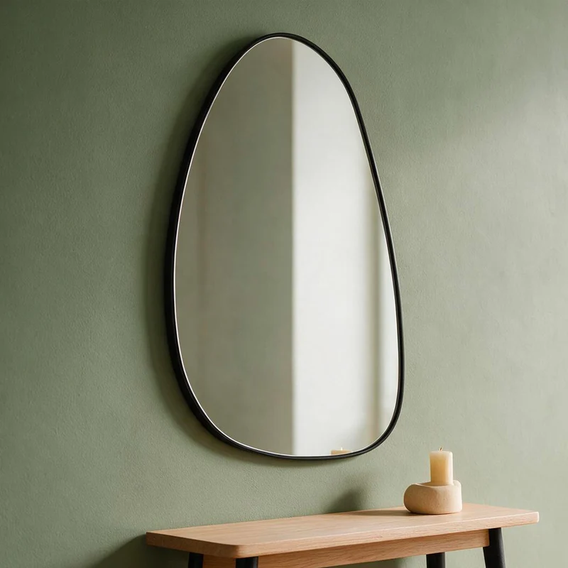Specchio asimmetrico moderno con cornice colore nero 51x66H cm