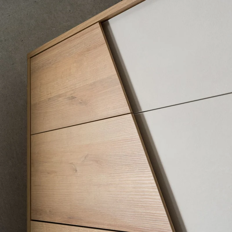 Camera da letto Fadri rovere miele e calce grigio chiaro