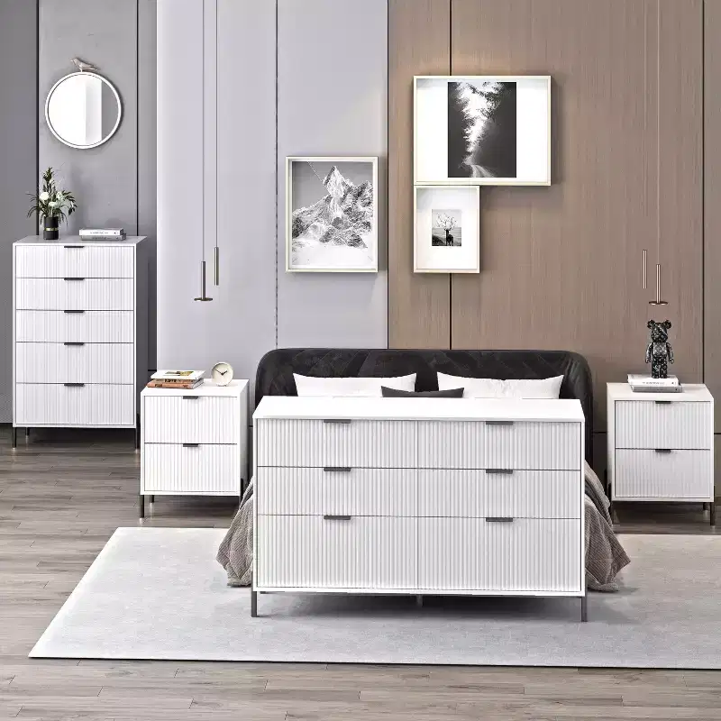 Ensemble de commode de chambre à coucher Festivo 4 pièces « Modern Elegance », une commode à 6 tiroirs et 2 tables de chevet à 2 tiroirs