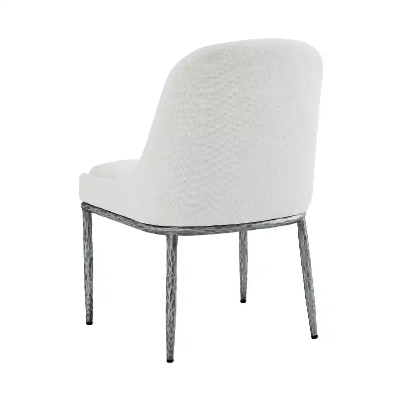 Christopher Knight Home Valeska, ensemble de 5 pièces : table à manger en pierre frittée forgée à la main, style industriel de luxe, avec chaises de salle à manger rembourrées.