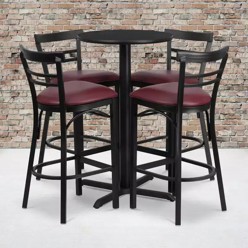 Ensemble table ronde stratifiée 24 pouces Flash Furniture avec piètement en X et 4 tabourets de bar en métal à dossier échelle à deux lattes