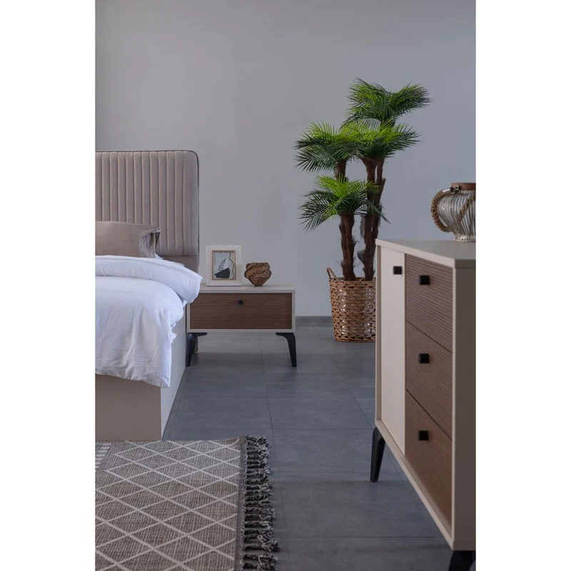 Camera da letto con armadio con specchi e letto contenitore colore beige - Piedra