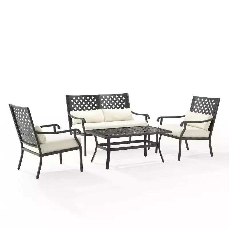 Ensemble de conversation d'extérieur Alistair 4 pièces en acier crème/noir mat - Crosley : Salon de patio résistant aux intempéries avec table basse