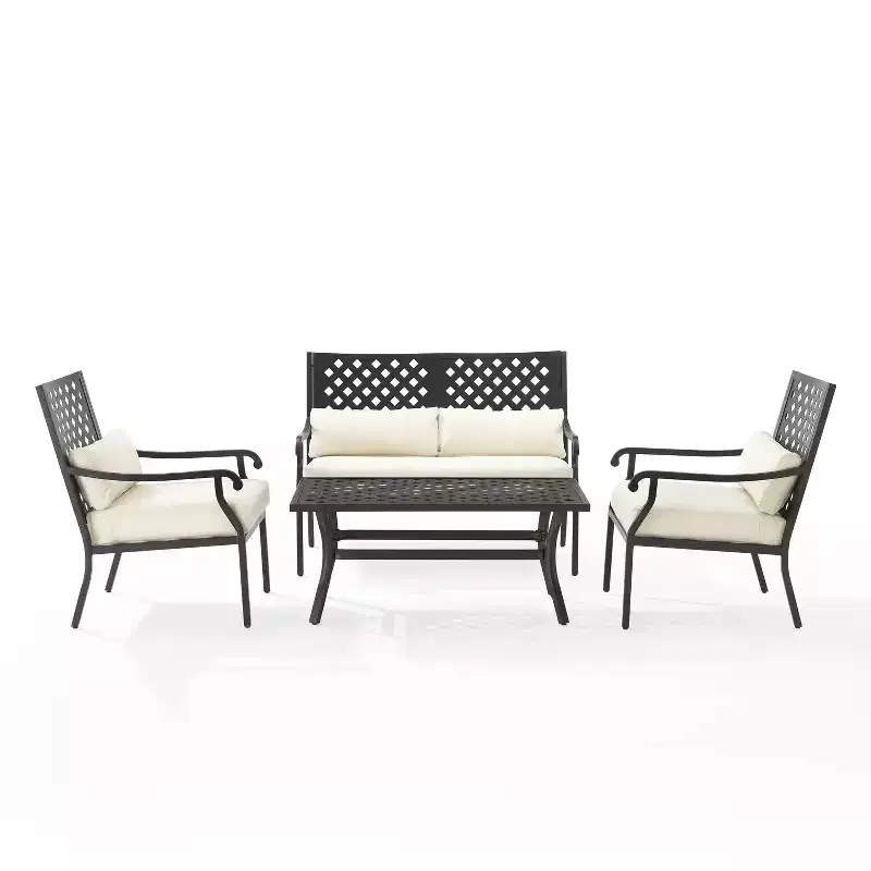 Ensemble de conversation d'extérieur Alistair 4 pièces en acier crème/noir mat - Crosley : Salon de patio résistant aux intempéries avec table basse