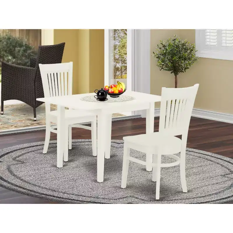 Ensemble de salle à manger moderne HomeStock Table et chaises en bois blanc