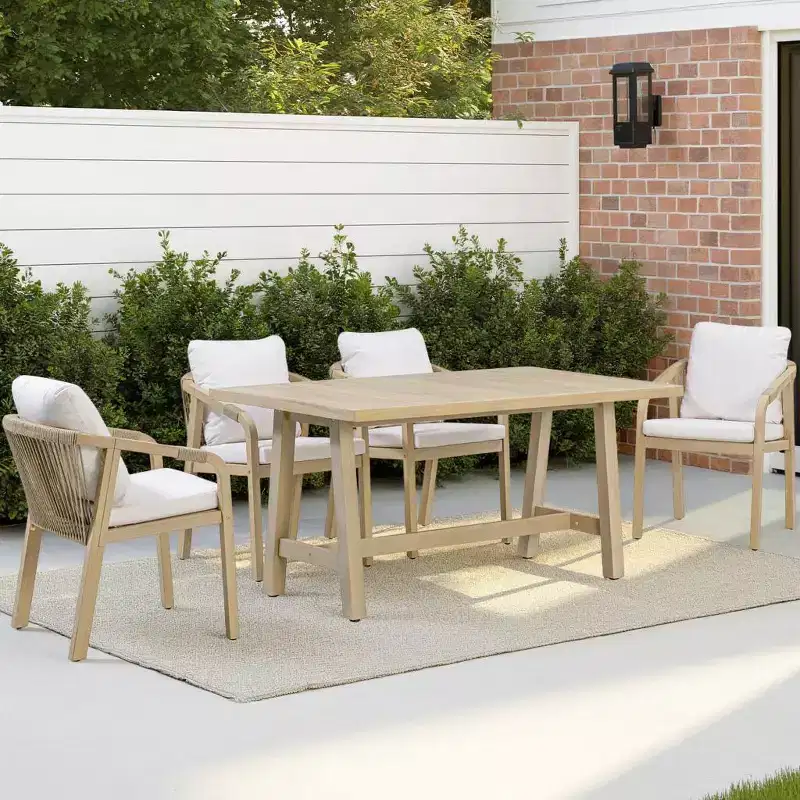 Ensemble de salle à manger d'extérieur en bois 5 pièces avec coussins, bois d'eucalyptus naturel - Teamson Home : Sièges avec coussins épais et grande table à manger