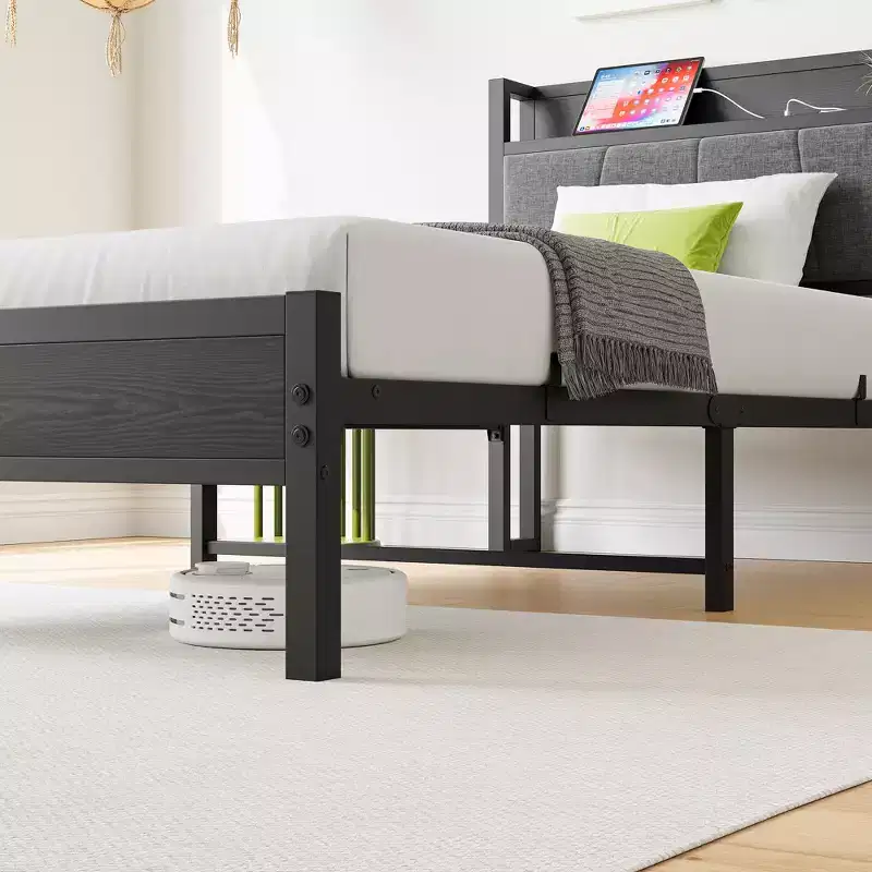 Cadre de lit double avec tête de lit de rangement et station de recharge, pas besoin de sommier tapissier pour chambre à coucher