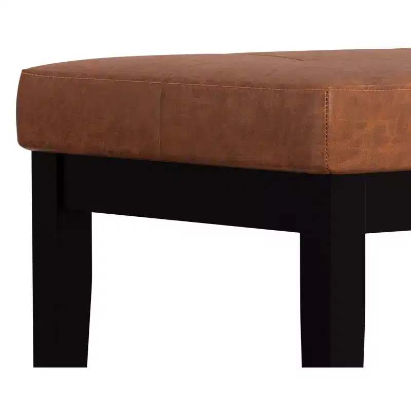 Banc ottoman rectangulaire contemporain de 66 cm de large en similicuir vegan marron selle vieilli