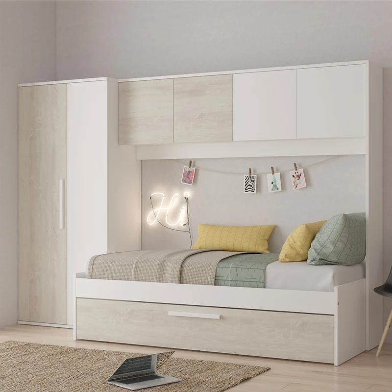 Cameretta a ponte con letto estraibile e armadio colore bianco consumato e bianco
