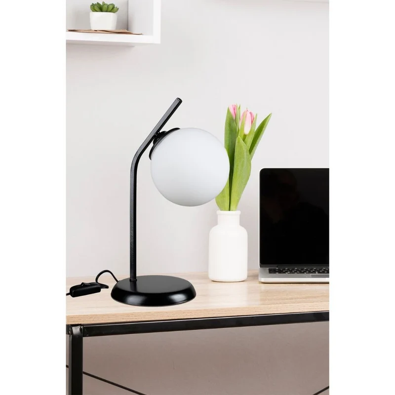 Lampada da tavolo metallo nero e paralume a sfera in vetro